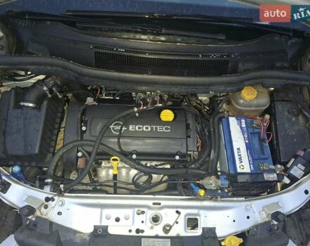 Серый Опель Зафира, объемом двигателя 1.8 л и пробегом 246 тыс. км за 5600 $, фото 15 на Automoto.ua