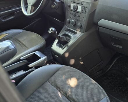 Опель Зафира 2006 в Кривом Роге на Automoto.ua Серый Опель Зафира, объемом двигателя 1.9 л и пробегом 300 тыс. км за 3733 $, фото 4 на Automoto.ua