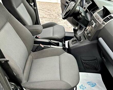 Серый Опель Зафира, объемом двигателя 1.8 л и пробегом 177 тыс. км за 5799 $, фото 12 на Automoto.ua