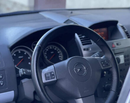 Опель Зафира 2006 в Жовкве на Automoto.ua Серый Опель Зафира, объемом двигателя 1.9 л и пробегом 228 тыс. км за 4999 $, фото 67 на Automoto.ua