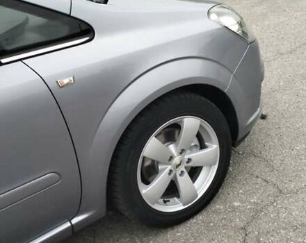 Серый Опель Зафира, объемом двигателя 1.6 л и пробегом 213 тыс. км за 5500 $, фото 11 на Automoto.ua