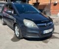 Серый Опель Зафира, объемом двигателя 2.2 л и пробегом 262 тыс. км за 6000 $, фото 1 на Automoto.ua