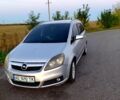 Серый Опель Зафира, объемом двигателя 1.9 л и пробегом 345 тыс. км за 4700 $, фото 1 на Automoto.ua