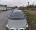 Серый Опель Зафира, объемом двигателя 1.9 л и пробегом 337 тыс. км за 2700 $, фото 2 на Automoto.ua