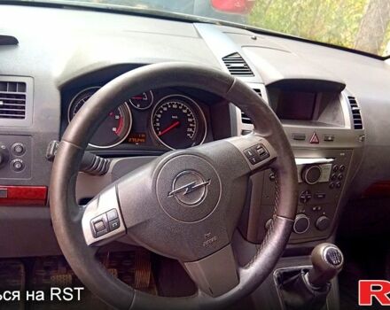 Серый Опель Зафира, объемом двигателя 1.9 л и пробегом 250 тыс. км за 5000 $, фото 1 на Automoto.ua