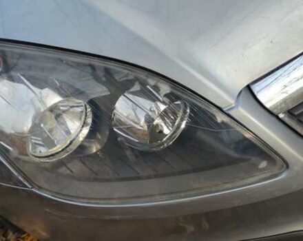 Серый Опель Зафира, объемом двигателя 1.6 л и пробегом 291 тыс. км за 4300 $, фото 6 на Automoto.ua