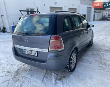 Сірий Опель Зафіра, об'ємом двигуна 1.91 л та пробігом 260 тис. км за 4200 $, фото 4 на Automoto.ua