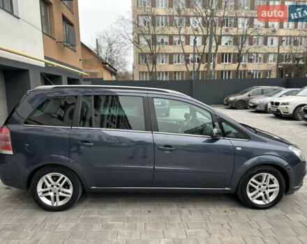 Сірий Опель Зафіра, об'ємом двигуна 1.8 л та пробігом 249 тис. км за 5999 $, фото 14 на Automoto.ua