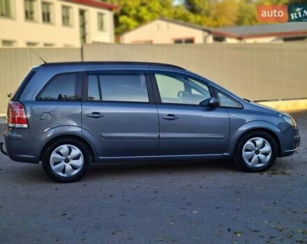 Сірий Опель Зафіра, об'ємом двигуна 1.9 л та пробігом 267 тис. км за 5800 $, фото 5 на Automoto.ua