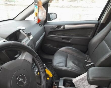 Сірий Опель Зафіра, об'ємом двигуна 2.2 л та пробігом 266 тис. км за 5600 $, фото 7 на Automoto.ua