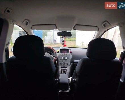 Серый Опель Зафира, объемом двигателя 1.6 л и пробегом 203 тыс. км за 4650 $, фото 2 на Automoto.ua