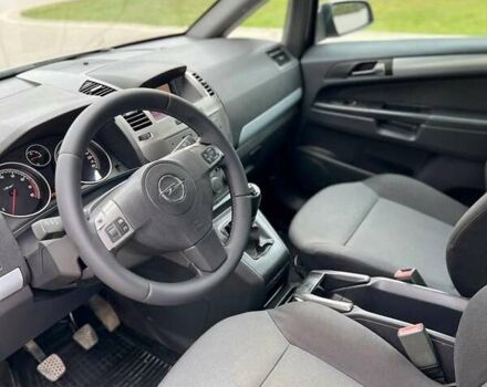 Серый Опель Зафира, объемом двигателя 1.8 л и пробегом 221 тыс. км за 4750 $, фото 12 на Automoto.ua