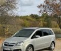 Серый Опель Зафира, объемом двигателя 1.8 л и пробегом 182 тыс. км за 6000 $, фото 1 на Automoto.ua