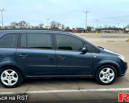 Серый Опель Зафира, объемом двигателя 1.9 л и пробегом 450 тыс. км за 5000 $, фото 3 на Automoto.ua