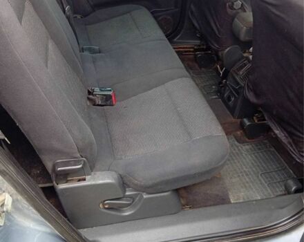 Серый Опель Зафира, объемом двигателя 1.9 л и пробегом 340 тыс. км за 2299 $, фото 9 на Automoto.ua