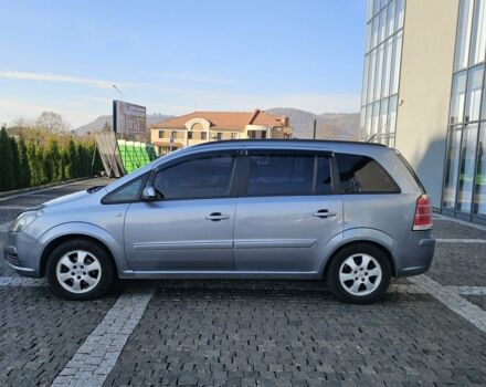 Серый Опель Зафира, объемом двигателя 1.6 л и пробегом 287 тыс. км за 4500 $, фото 4 на Automoto.ua