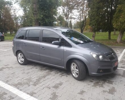 Серый Опель Зафира, объемом двигателя 2.2 л и пробегом 279 тыс. км за 4999 $, фото 4 на Automoto.ua