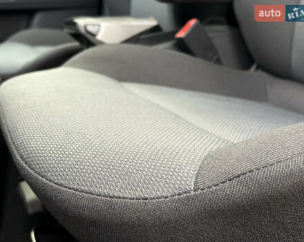 Серый Опель Зафира, объемом двигателя 1.8 л и пробегом 196 тыс. км за 5490 $, фото 24 на Automoto.ua