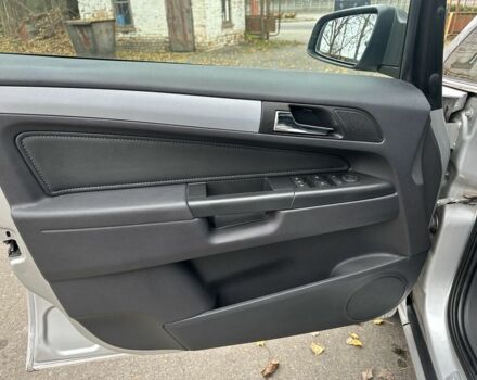 Серый Опель Зафира, объемом двигателя 1.9 л и пробегом 280 тыс. км за 3250 $, фото 19 на Automoto.ua