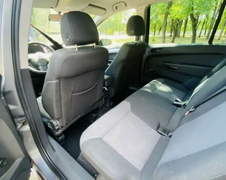 Сірий Опель Зафіра, об'ємом двигуна 2.2 л та пробігом 250 тис. км за 6200 $, фото 14 на Automoto.ua