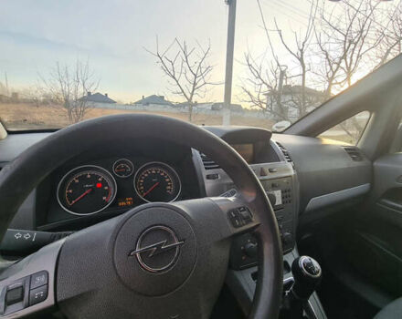 Сірий Опель Зафіра, об'ємом двигуна 1.91 л та пробігом 335 тис. км за 5300 $, фото 16 на Automoto.ua