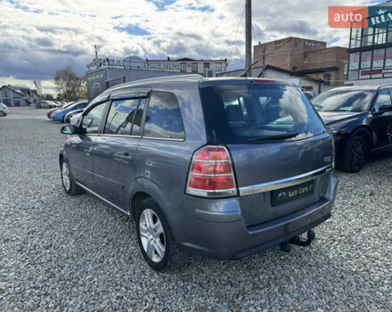 Серый Опель Зафира, объемом двигателя 2.2 л и пробегом 285 тыс. км за 4200 $, фото 8 на Automoto.ua