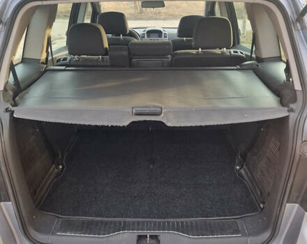 Сірий Опель Зафіра, об'ємом двигуна 1.91 л та пробігом 335 тис. км за 5300 $, фото 14 на Automoto.ua