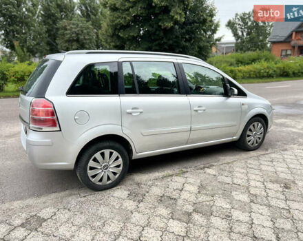 Серый Опель Зафира, объемом двигателя 1.6 л и пробегом 290 тыс. км за 4900 $, фото 12 на Automoto.ua