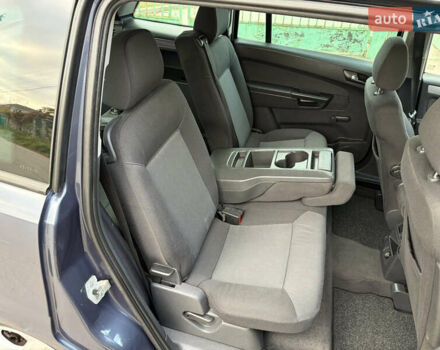 Серый Опель Зафира, объемом двигателя 1.8 л и пробегом 196 тыс. км за 5490 $, фото 15 на Automoto.ua