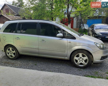 Сірий Опель Зафіра, об'ємом двигуна 1.6 л та пробігом 200 тис. км за 5500 $, фото 5 на Automoto.ua