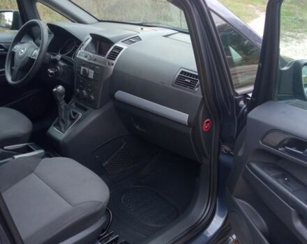 Сірий Опель Зафіра, об'ємом двигуна 1.9 л та пробігом 200 тис. км за 2800 $, фото 10 на Automoto.ua