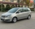 Серый Опель Зафира, объемом двигателя 1.8 л и пробегом 327 тыс. км за 4100 $, фото 1 на Automoto.ua