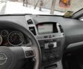 Серый Опель Зафира, объемом двигателя 1.9 л и пробегом 240 тыс. км за 5400 $, фото 1 на Automoto.ua