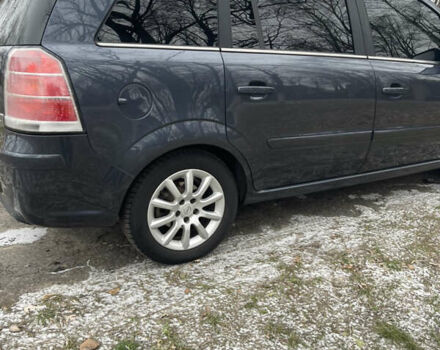 Серый Опель Зафира, объемом двигателя 2.2 л и пробегом 215 тыс. км за 8200 $, фото 9 на Automoto.ua