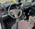 Серый Опель Зафира, объемом двигателя 1.6 л и пробегом 240 тыс. км за 5000 $, фото 2 на Automoto.ua