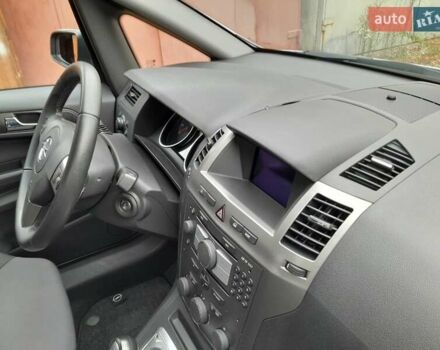 Серый Опель Зафира, объемом двигателя 1.8 л и пробегом 188 тыс. км за 6350 $, фото 34 на Automoto.ua