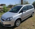 Серый Опель Зафира, объемом двигателя 1.9 л и пробегом 275 тыс. км за 3500 $, фото 1 на Automoto.ua