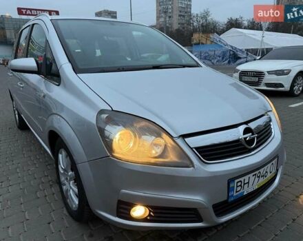 Сірий Опель Зафіра, об'ємом двигуна 1.9 л та пробігом 171 тис. км за 5700 $, фото 1 на Automoto.ua