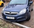 Серый Опель Зафира, объемом двигателя 1.8 л и пробегом 196 тыс. км за 6500 $, фото 1 на Automoto.ua