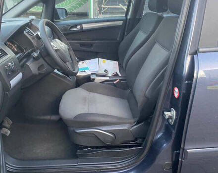 Серый Опель Зафира, объемом двигателя 1.8 л и пробегом 217 тыс. км за 5600 $, фото 18 на Automoto.ua