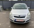 Серый Опель Зафира, объемом двигателя 1.9 л и пробегом 320 тыс. км за 7100 $, фото 4 на Automoto.ua