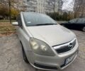 Сірий Опель Зафіра, об'ємом двигуна 1.9 л та пробігом 290 тис. км за 1562 $, фото 1 на Automoto.ua