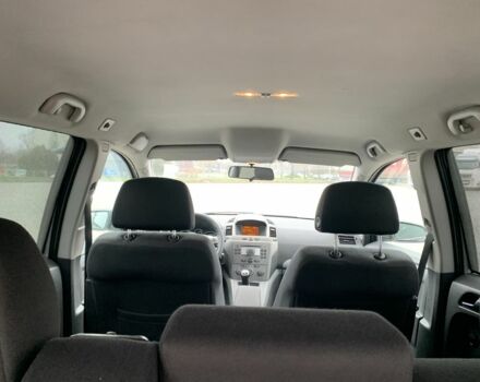 Серый Опель Зафира, объемом двигателя 1.6 л и пробегом 210 тыс. км за 5500 $, фото 10 на Automoto.ua