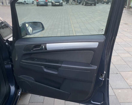 Серый Опель Зафира, объемом двигателя 1.8 л и пробегом 217 тыс. км за 5600 $, фото 23 на Automoto.ua