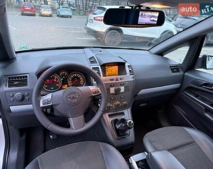 Сірий Опель Зафіра, об'ємом двигуна 1.9 л та пробігом 171 тис. км за 5700 $, фото 23 на Automoto.ua