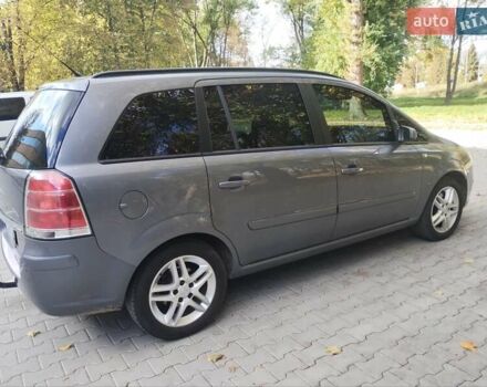 Серый Опель Зафира, объемом двигателя 2.2 л и пробегом 280 тыс. км за 4999 $, фото 10 на Automoto.ua