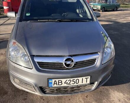 Серый Опель Зафира, объемом двигателя 1.8 л и пробегом 290 тыс. км за 5800 $, фото 1 на Automoto.ua
