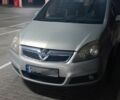 Серый Опель Зафира, объемом двигателя 1.8 л и пробегом 395 тыс. км за 4200 $, фото 1 на Automoto.ua
