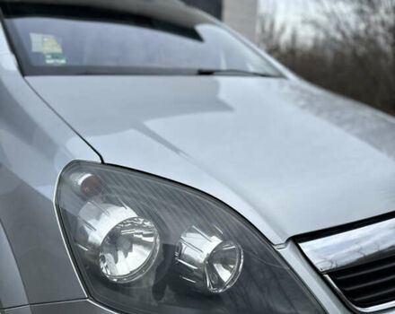 Серый Опель Зафира, объемом двигателя 1.8 л и пробегом 197 тыс. км за 5999 $, фото 32 на Automoto.ua