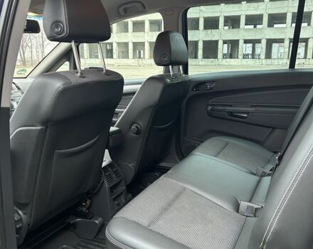 Сірий Опель Зафіра, об'ємом двигуна 1.9 л та пробігом 306 тис. км за 2300 $, фото 7 на Automoto.ua